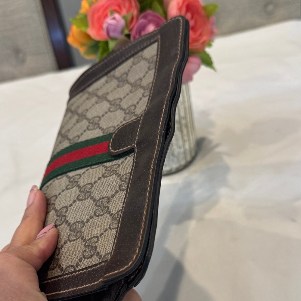 Gucci Beige Monogram Canvas Wallet with Brown Trim and Green-Red Web Stripe - Picture 6 of 8